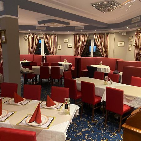 Hotel Restaurant Hesch Gabersdorf Exterior photo