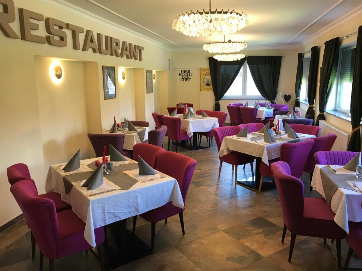 Hotel Restaurant Hesch Gabersdorf Exterior photo