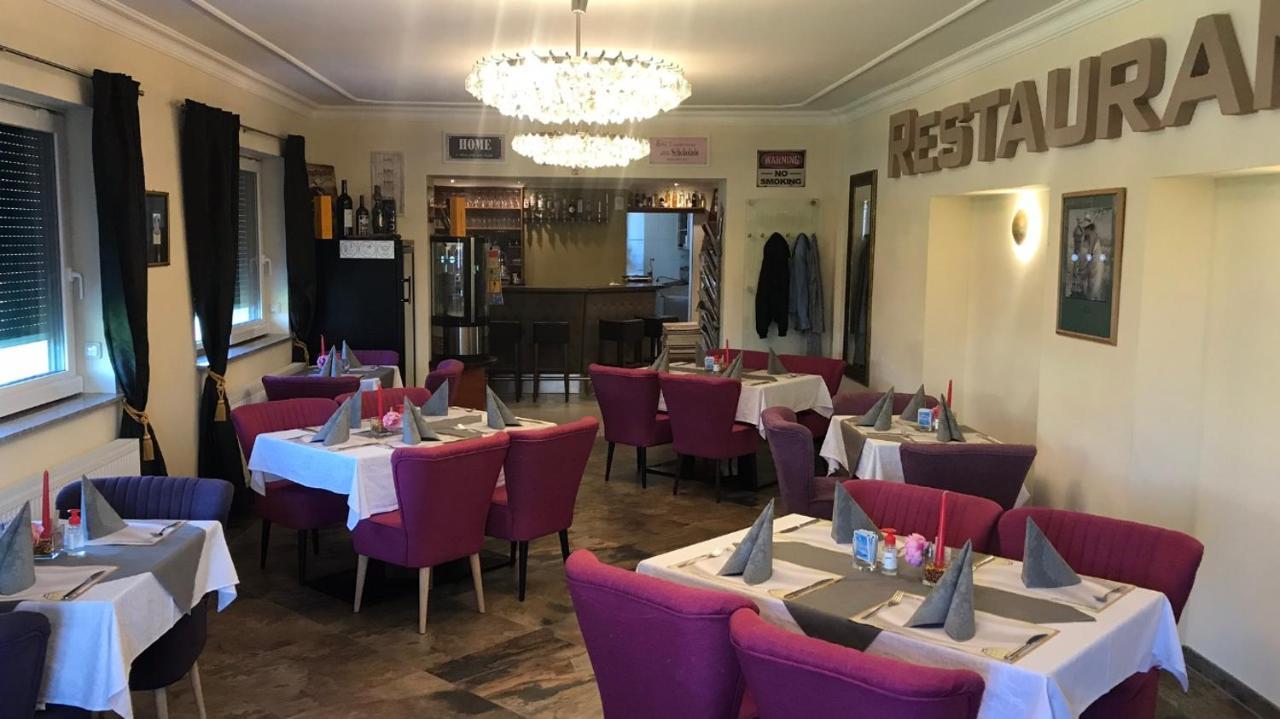 Hotel Restaurant Hesch Gabersdorf Exterior photo