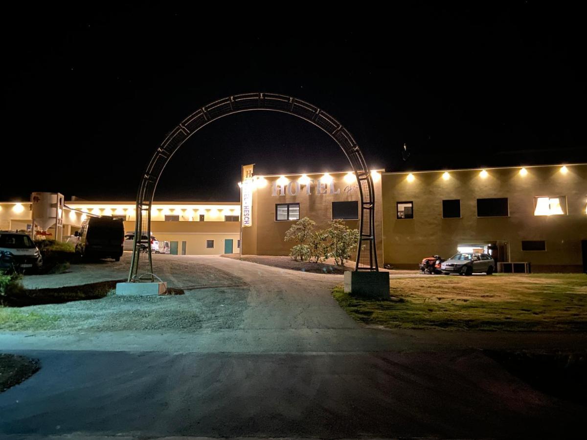 Hotel Restaurant Hesch Gabersdorf Exterior photo