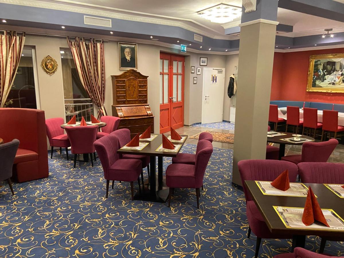 Hotel Restaurant Hesch Gabersdorf Exterior photo